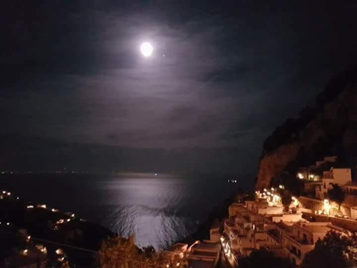 Casa Enzo Con Vista Mare Apartment Амалфи Екстериор снимка