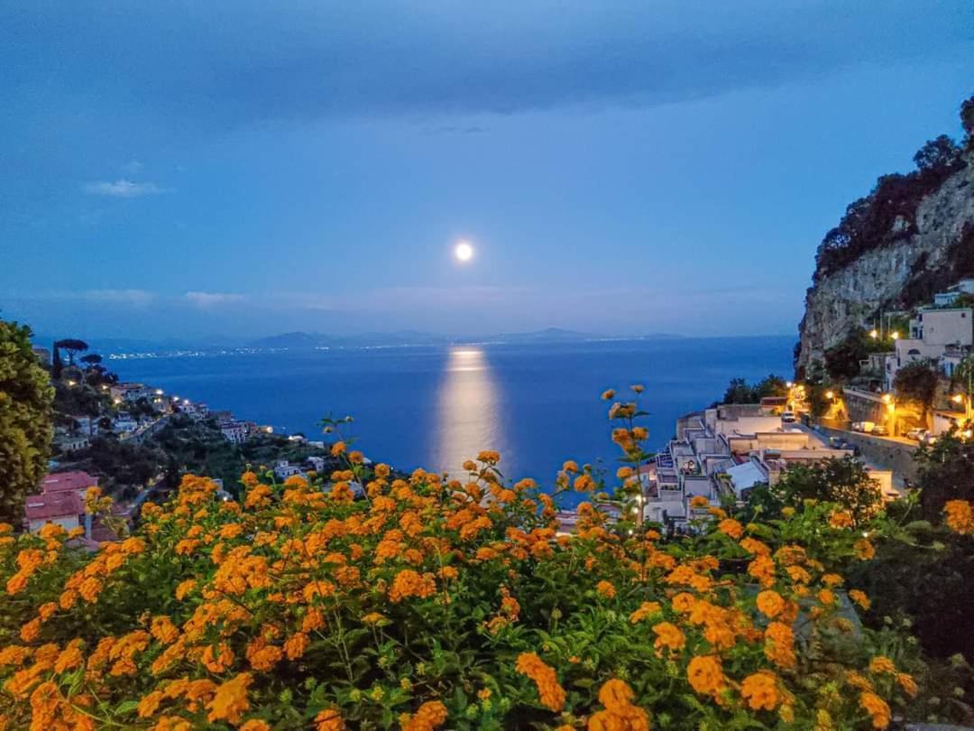 Casa Enzo Con Vista Mare Apartment Амалфи Екстериор снимка
